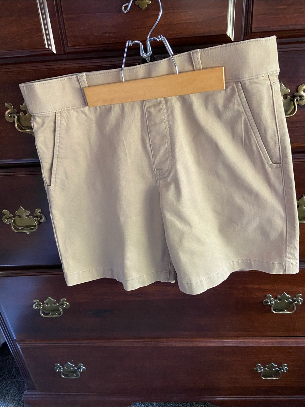 Gloria Vanderbilt “Shape Effect” shorts.